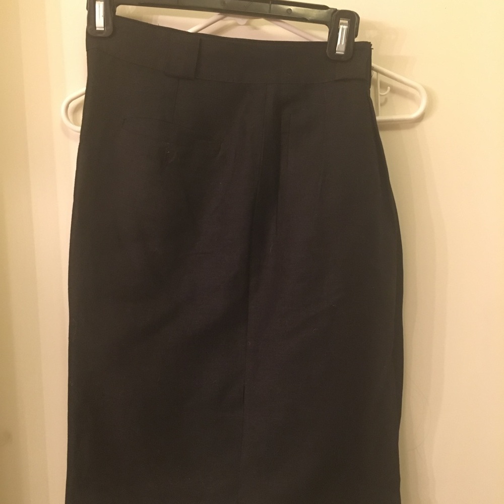 Black Shorts Casual Dressy or Office/Career - Picture 4 of 4